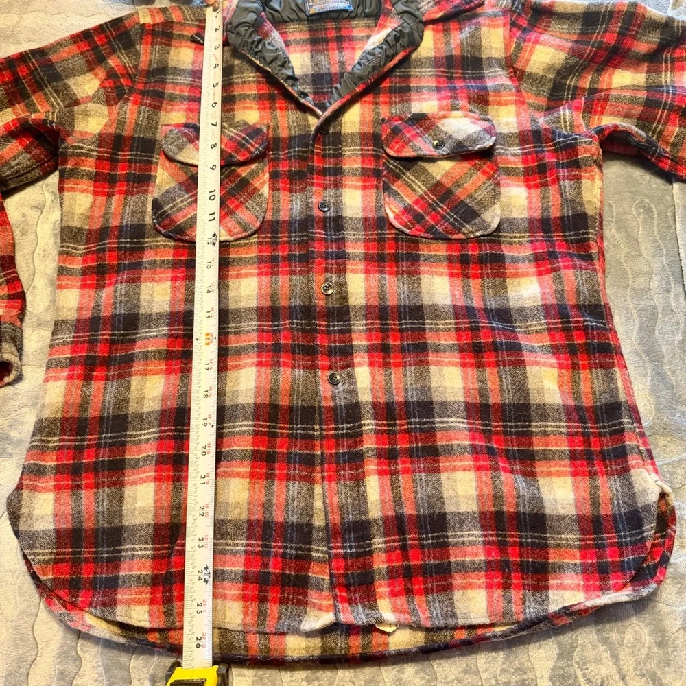Vintage Pendleton Men’s Shirt XL Red/Blue/Gray Pure Virgin Wool 70s Made‎ In USA